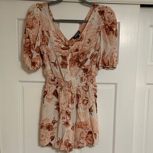 Express Floral Puff Sleeve Romper